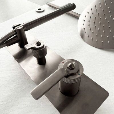 Colonna doccia a incasso in acciaio inox - Miscelatore meccanico, 9L/min Colonna doccia a incasso in acciaio inox - Miscelatore meccanico, 9L/min