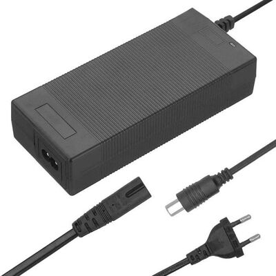 Chargeur pour Trottinette Xiaomi M365 Pro, Mi Pro 2, Mi 3, Mi 1S, Essential - Accessoire Trottinette Électrique - Publicité Chargeur pour Trottinette Xiaomi M365 Pro, Mi Pro 2, Mi 3, Mi 1S, Essential - Accessoire Trottinette Électrique - Publicité
