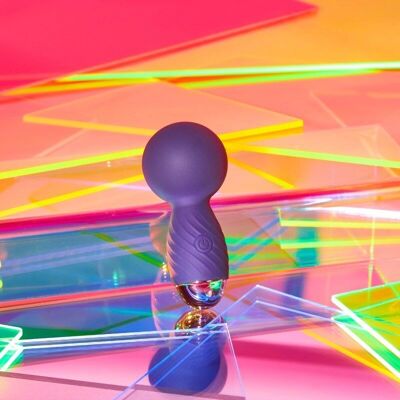 Love to Love Itsy Bitsy Mini Vibrateur - Stimulation Clitoris Externe Love to Love Itsy Bitsy Mini Vibrateur - Stimulation Clitoris Externe