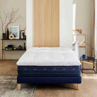 Surmatelas hôtel Someo - Duvet et plumes de canard naturels 6cm - Réversible - Qualité française - Publicité Surmatelas hôtel Someo - Duvet et plumes de canard naturels 6cm - Réversible - Qualité française - Publicité