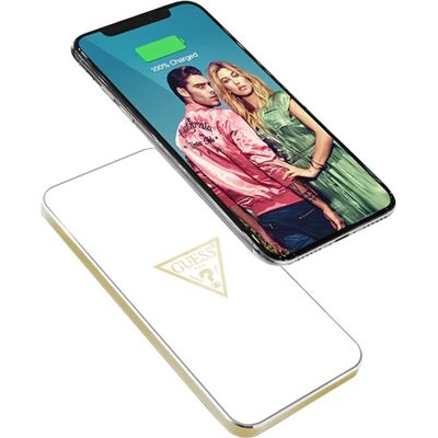 Guess Wireless Charging Base - Universelles Qi-Ladegerät - 5W - Weiß Guess Wireless Charging Base - Universelles Qi-Ladegerät - 5W - Weiß