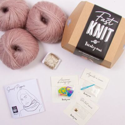Mondial Tissus - Fast Knit snood - poudre platine - mohair et soie - Kit tricot - Publicité Mondial Tissus - Fast Knit snood - poudre platine - mohair et soie - Kit tricot - Publicité