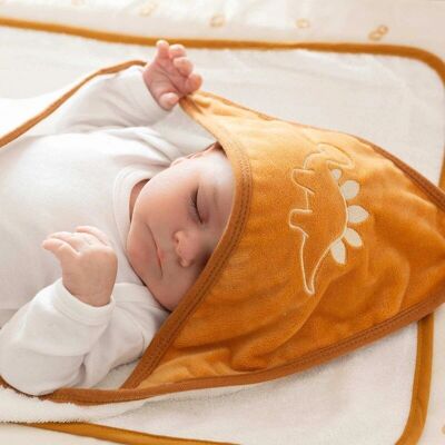 Trois Kilos Sept - Cape de Bain - 70x70cm - Camel - Bath Cape - Publicité Trois Kilos Sept - Cape de Bain - 70x70cm - Camel - Bath Cape - Publicité