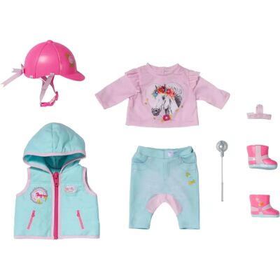Ensemble de vêtements d'équitation deluxe BABY born - Poupée - Publicité Ensemble de vêtements d'équitation deluxe BABY born - Poupée - Publicité