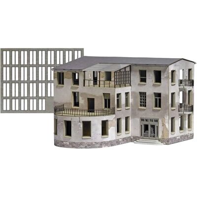 Busch 1945 H0 Verlassene Heilstätte - Modelleisenbahn Busch 1945 H0 Verlassene Heilstätte - Modelleisenbahn