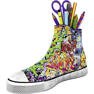 Ravensburger Model - Graffiti Style Sneaker Puzzle - 108 pcs Ravensburger Model - Graffiti Style Sneaker Puzzle - 108 pcs
