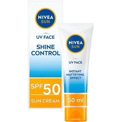 Nivea Sun UV Face Shine Control SPF 50 - Crème solaire visage normal - Publicité Nivea Sun UV Face Shine Control SPF 50 - Crème solaire visage normal - Publicité