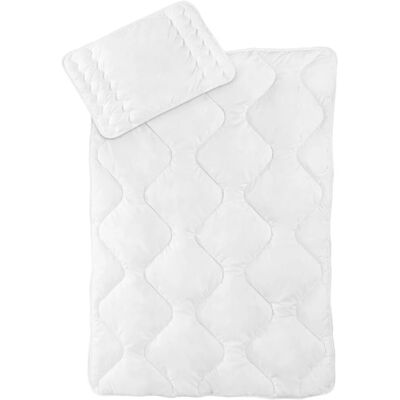 Traumnacht Kinderbettwäsche-Set - Mikrofasermaterial, Ganzjahres, Hypoallergen Traumnacht Kinderbettwäsche-Set - Mikrofasermaterial, Ganzjahres, Hypoallergen