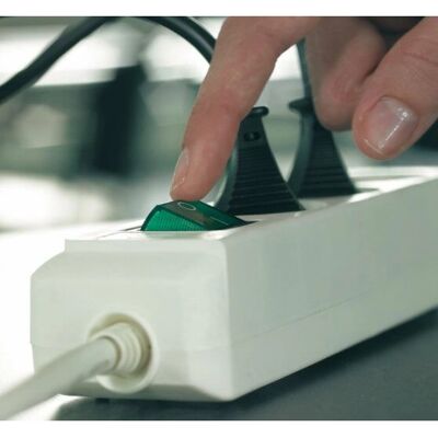 Brennenstuhl 1152920 Verlengsnoer - 3 Stopcontacten, 5m, Wit Brennenstuhl 1152920 Verlengsnoer - 3 Stopcontacten, 5m, Wit