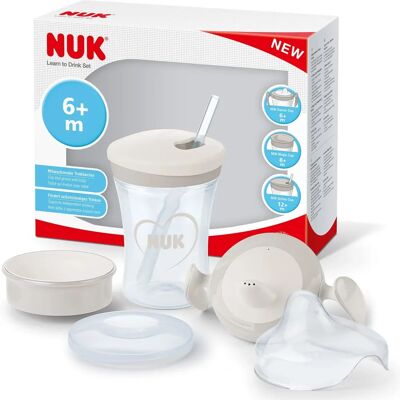 Ensemble d'entraînement NUK Modèle 3-en-1 - Gobelets pour enfants sans BPA Ensemble d'entraînement NUK Modèle 3-en-1 - Gobelets pour enfants sans BPA