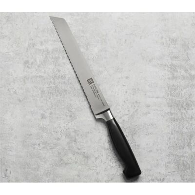 Zwilling J.A. Henckels Four Star Bread Knife - 20cm Zwilling J.A. Henckels Four Star Bread Knife - 20cm