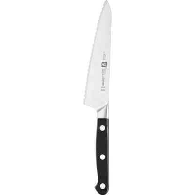 ZWILLING Pro 14cm serrert kokkekniv - Kjøkkenutstyr ZWILLING Pro 14cm serrert kokkekniv - Kjøkkenutstyr
