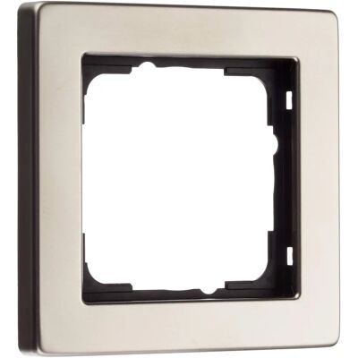 Cadre en acier inoxydable Gira - 1 gang - Pour montage en flush - Type de produit - Publicité Cadre en acier inoxydable Gira - 1 gang - Pour montage en flush - Type de produit - Publicité