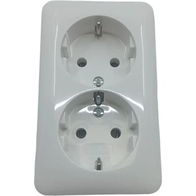 GIRA 4780 13 - Double Grounded Electrical Outlet GIRA 4780 13 - Double Grounded Electrical Outlet