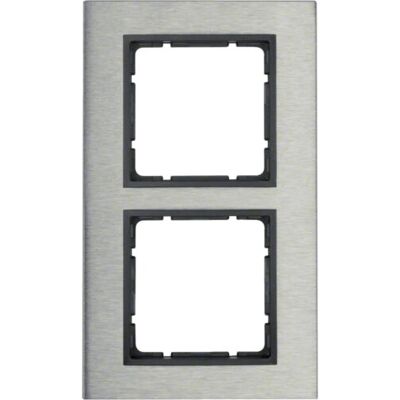 Berker 10123606 Placa de Pared Acero Inoxidable - 2 Ganchos, Vertical, IP20 Berker 10123606 Placa de Pared Acero Inoxidable - 2 Ganchos, Vertical, IP20