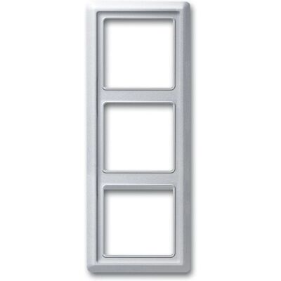 Busch-Jaeger 1730-0-0280 Tapa de pared de aluminio - 3 módulos - IP44 Busch-Jaeger 1730-0-0280 Tapa de pared de aluminio - 3 módulos - IP44