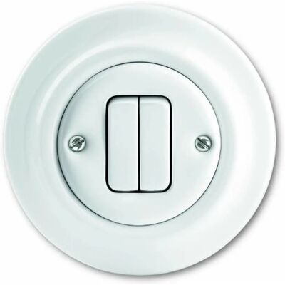 Busch-Jaeger Interrupteur Double - 2 Boutons, Porcelaine, Brillant, Encastré - Interrupteur Double - Publicité Busch-Jaeger Interrupteur Double - 2 Boutons, Porcelaine, Brillant, Encastré - Interrupteur Double - Publicité