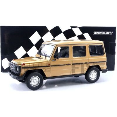Minichamps Iwoar Mercedes-Benz G-Class W460 1:18 - Model samochodu Minichamps Iwoar Mercedes-Benz G-Class W460 1:18 - Model samochodu