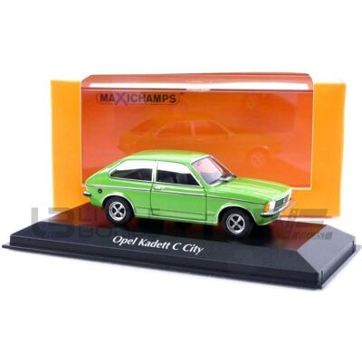 Maxichamps Opel Kadett C City - Miniaturautosammlung - 1978 - Grün Maxichamps Opel Kadett C City - Miniaturautosammlung - 1978 - Grün