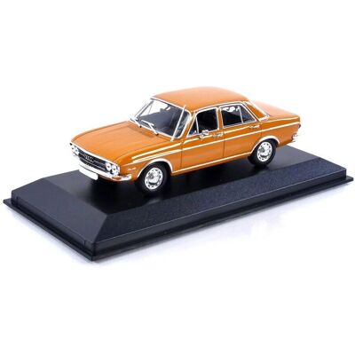 MAXICHAMPS - Audi 100 1969 - Pomarańczowy - 1/43 - odlewane auto MAXICHAMPS - Audi 100 1969 - Pomarańczowy - 1/43 - odlewane auto