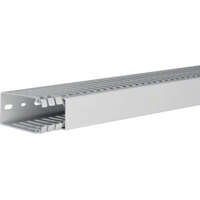 Hager Modèle HA780040 Accessoire pour enceinte électrique gris clair - Goulotte de câblage - Publicité Hager Modèle HA780040 Accessoire pour enceinte électrique gris clair - Goulotte de câblage - Publicité