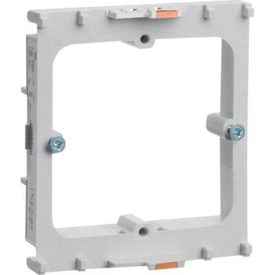 Hager GLT1511 Wandmontierter Kabelkanal - Steckdose Hager GLT1511 Wandmontierter Kabelkanal - Steckdose