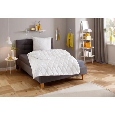 MY HOME Mondschein Bettdecke - Warm, Microfaser, 200x200cm MY HOME Mondschein Bettdecke - Warm, Microfaser, 200x200cm