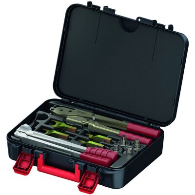 Set de Unelte Manuale Tece Model 720203 cu Cutie de Scule Robuste Set de Unelte Manuale Tece Model 720203 cu Cutie de Scule Robuste