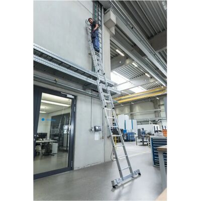 Munk Günzburger Steigtechnik Mehrzweckleiter - 3x14 Sprossen Munk Günzburger Steigtechnik Mehrzweckleiter - 3x14 Sprossen