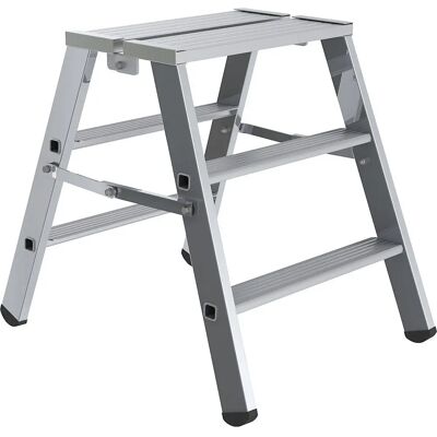 MUNK Günzburger Steigtechnik - Klappbares Stufen-Stehpodest - 690mm Höhe MUNK Günzburger Steigtechnik - Klappbares Stufen-Stehpodest - 690mm Höhe