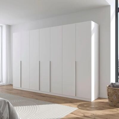 RAUCH Agordo Kleiderschrank - 7-türig, Weiß, 210cm H RAUCH Agordo Kleiderschrank - 7-türig, Weiß, 210cm H