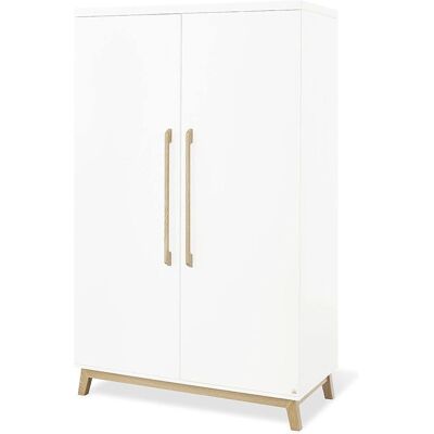 Armoire Riva de Pinolino - Design Scandinave, Étagères Réglables - Publicité Armoire Riva de Pinolino - Design Scandinave, Étagères Réglables - Publicité