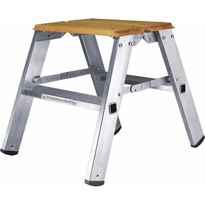 Iller - Montagetritt - Beidseitig begehbar - 2x2 Stufen - Leiter Iller - Montagetritt - Beidseitig begehbar - 2x2 Stufen - Leiter