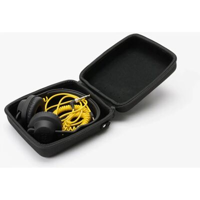 Magma Headphones Accessory - Durable DJ Headphone Case Magma Headphones Accessory - Durable DJ Headphone Case