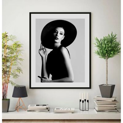 QUEENCE Evgenia - Gerahmtes Wandbild - 50x70 cm - Schwarz QUEENCE Evgenia - Gerahmtes Wandbild - 50x70 cm - Schwarz