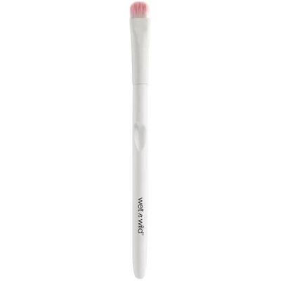 Wet n Wild Small Eyeshadow Brush - Eyeshadow Tool Wet n Wild Small Eyeshadow Brush - Eyeshadow Tool