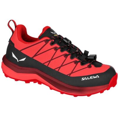 Salewa Kinder Wildfire 2 Powertex Schuh - Fluo Coral - Syrah - Kinder Outdoorschuh Salewa Kinder Wildfire 2 Powertex Schuh - Fluo Coral - Syrah - Kinder Outdoorschuh