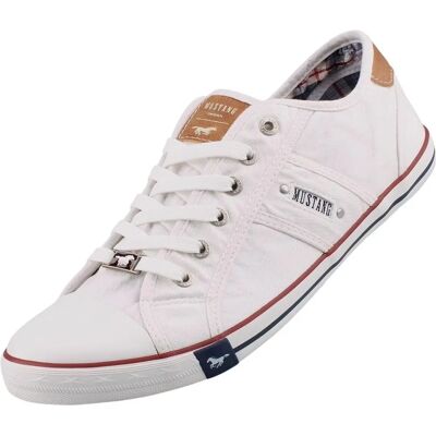 Vita sneakers MUSTANG - Sportiga fritidsskor Vita sneakers MUSTANG - Sportiga fritidsskor