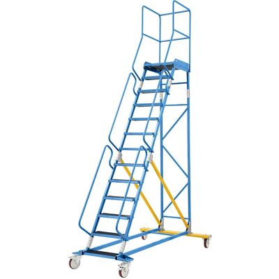 Escalera móvil con plataforma Eurokraft pro - 13 peldaños, azul claro RAL 5012 Escalera móvil con plataforma Eurokraft pro - 13 peldaños, azul claro RAL 5012