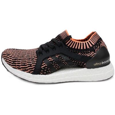Adidas - Ultraboost X - Noir - Running Shoes - Publicité Adidas - Ultraboost X - Noir - Running Shoes - Publicité