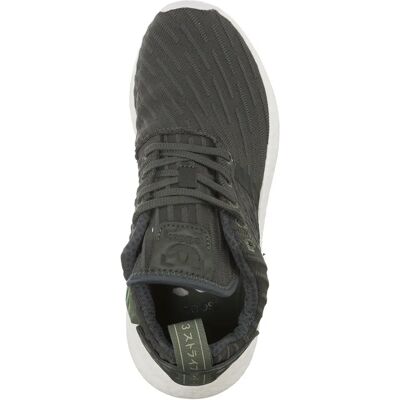 Groene Adidas NMD R2 Primeknit Sneakers - Streetwear Groene Adidas NMD R2 Primeknit Sneakers - Streetwear