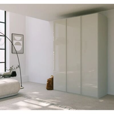 RAUCH Skat Meridian Kleiderschrank - 3 Türen, Glasfront, 151x223x63cm RAUCH Skat Meridian Kleiderschrank - 3 Türen, Glasfront, 151x223x63cm