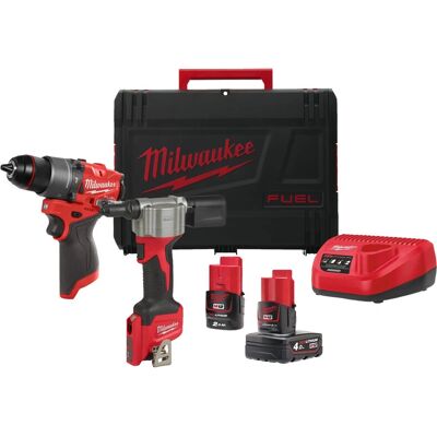 Milwaukee Elektrowerkzeug-Set - Kompaktes Design mit Batterien & Ladegerät Milwaukee Elektrowerkzeug-Set - Kompaktes Design mit Batterien & Ladegerät