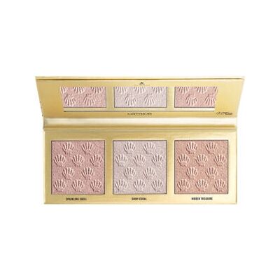 Catrice - 010 Live Your Dream - 3-couleurs - Highlighter Palette - Publicité Catrice - 010 Live Your Dream - 3-couleurs - Highlighter Palette - Publicité