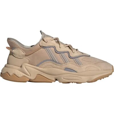 adidas OZWEEGO Chaussures en Cuir Beige - Baskets - Publicité adidas OZWEEGO Chaussures en Cuir Beige - Baskets - Publicité
