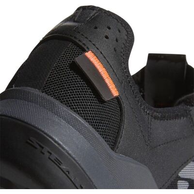 Scarpe da MTB Five Ten Trailcross LT - Nero-Grigio-Rosso - Scarpe da MTB Scarpe da MTB Five Ten Trailcross LT - Nero-Grigio-Rosso - Scarpe da MTB