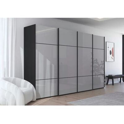 RAUCH Scale-TRIO Kleiderschrank - Elegantes Design, 4 Türen, 8 Einlegeböden RAUCH Scale-TRIO Kleiderschrank - Elegantes Design, 4 Türen, 8 Einlegeböden