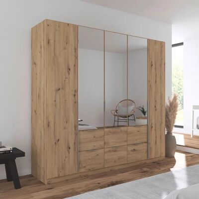 RAUCH AGORDO Kleiderschrank - Braun (Eiche Artisan) - 5 Türen, 5 Böden, 3 Stangen RAUCH AGORDO Kleiderschrank - Braun (Eiche Artisan) - 5 Türen, 5 Böden, 3 Stangen