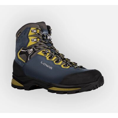 Szare buty Gore-Tex Lowa - Buty trekkingowe i górskie Szare buty Gore-Tex Lowa - Buty trekkingowe i górskie