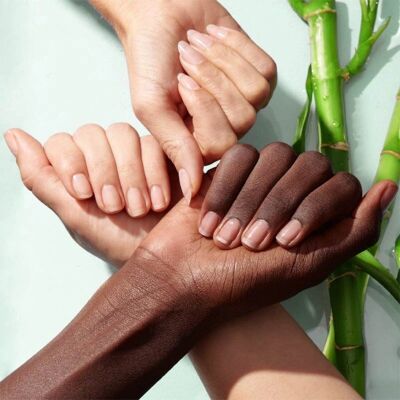 OPI Vernis à Ongles Naturel et Vegan Top Coat - Transparent - 15ml - Publicité OPI Vernis à Ongles Naturel et Vegan Top Coat - Transparent - 15ml - Publicité